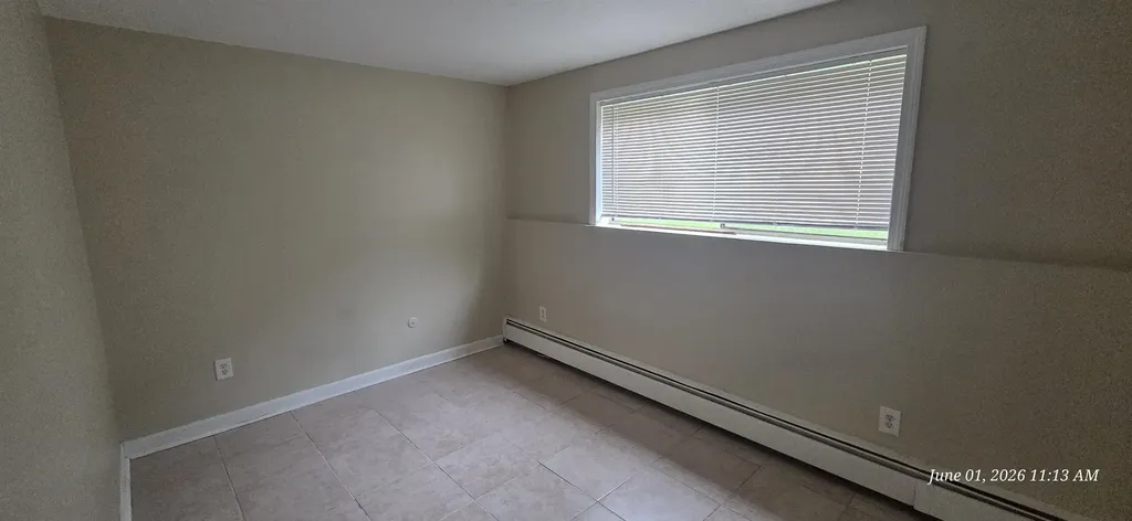 11 Lancelot Court Salem NH 03079