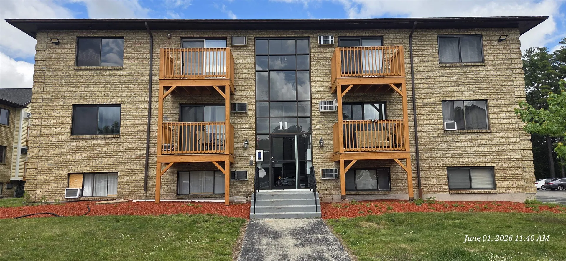 11 Lancelot Court Salem NH 03079