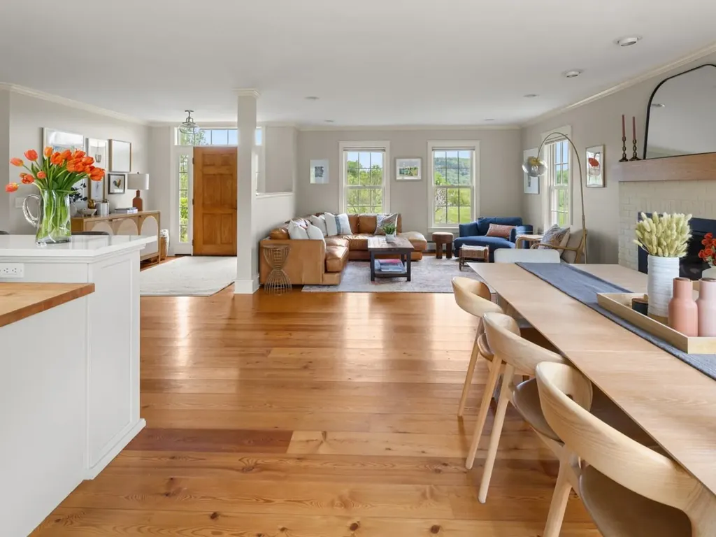 1369 Hinesburg Road Richmond VT 05477