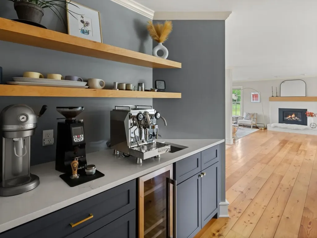 1369 Hinesburg Road Richmond VT 05477