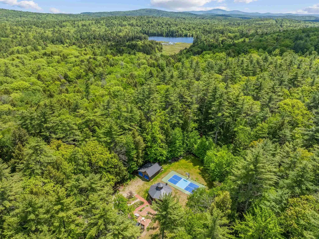 47 Forest Pond Road New Hampton NH 03256