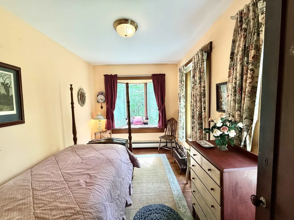 160 Parshley Road Vershire VT 05079