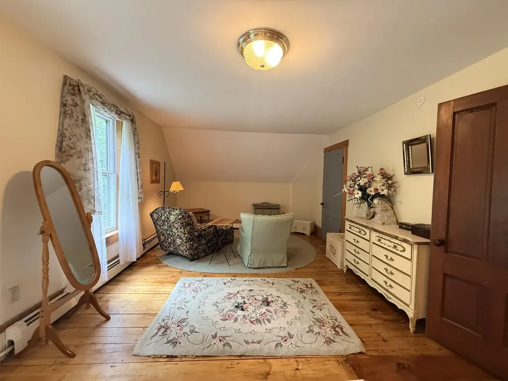 160 Parshley Road Vershire VT 05079