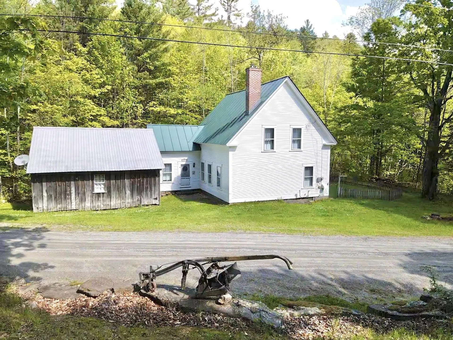 160 Parshley Road Vershire VT 05079
