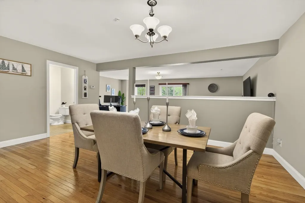 15 Shaker Heights Lane Chester NH 03036
