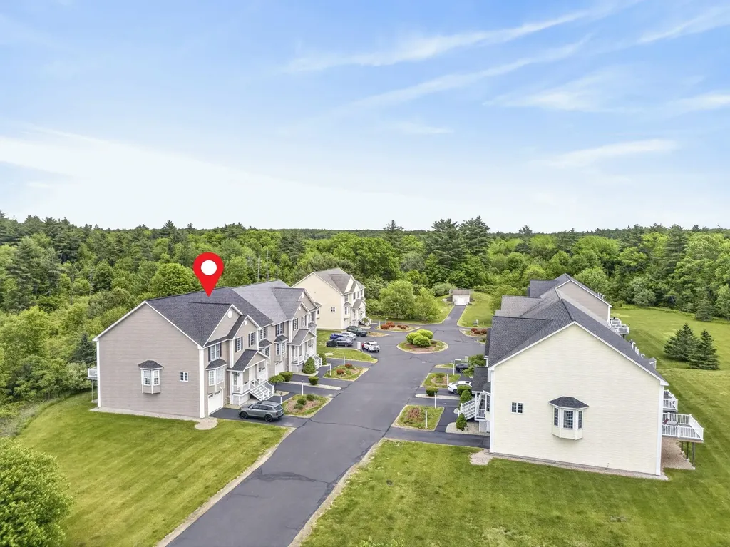 15 Shaker Heights Lane Chester NH 03036