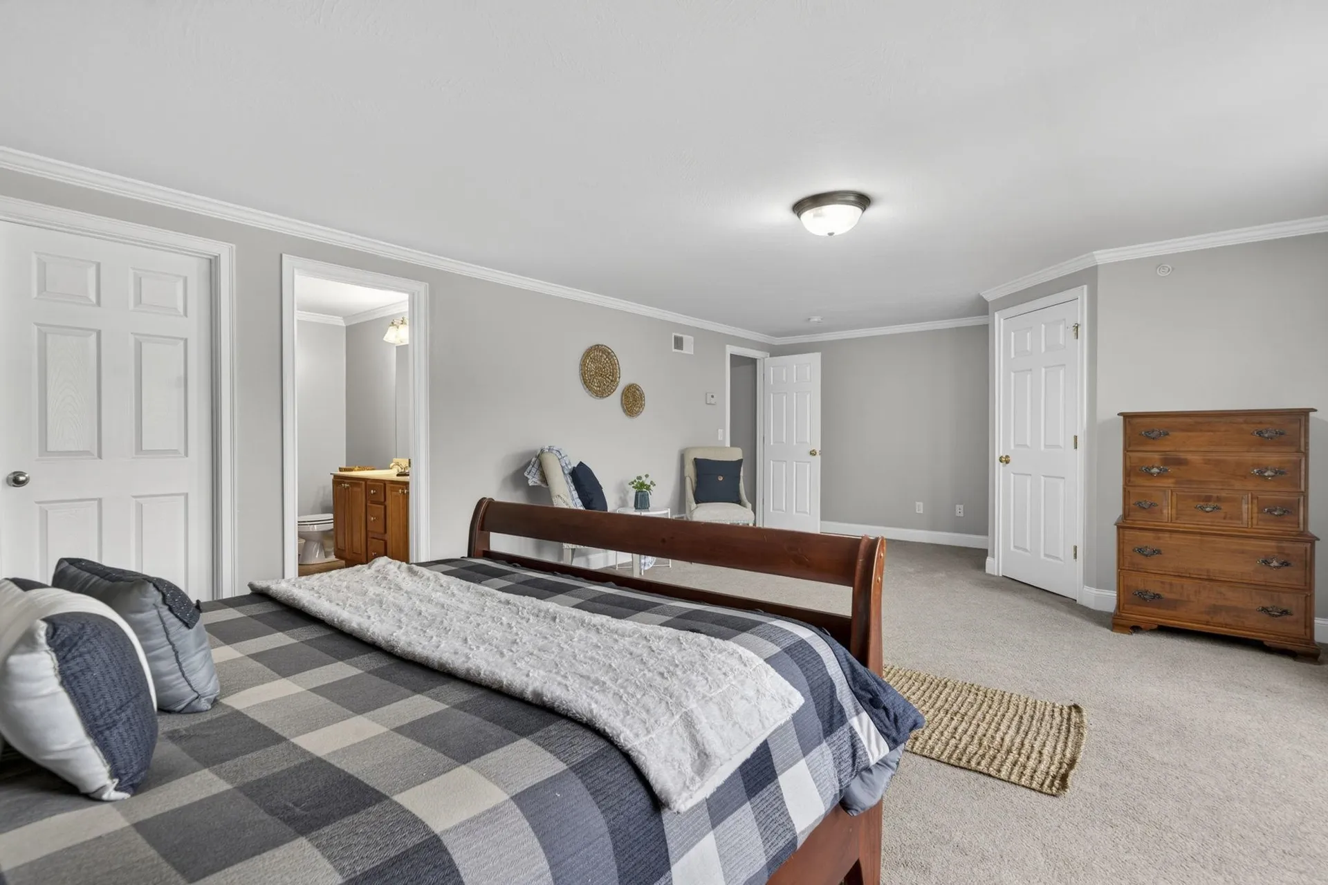 15 Shaker Heights Lane Chester NH 03036