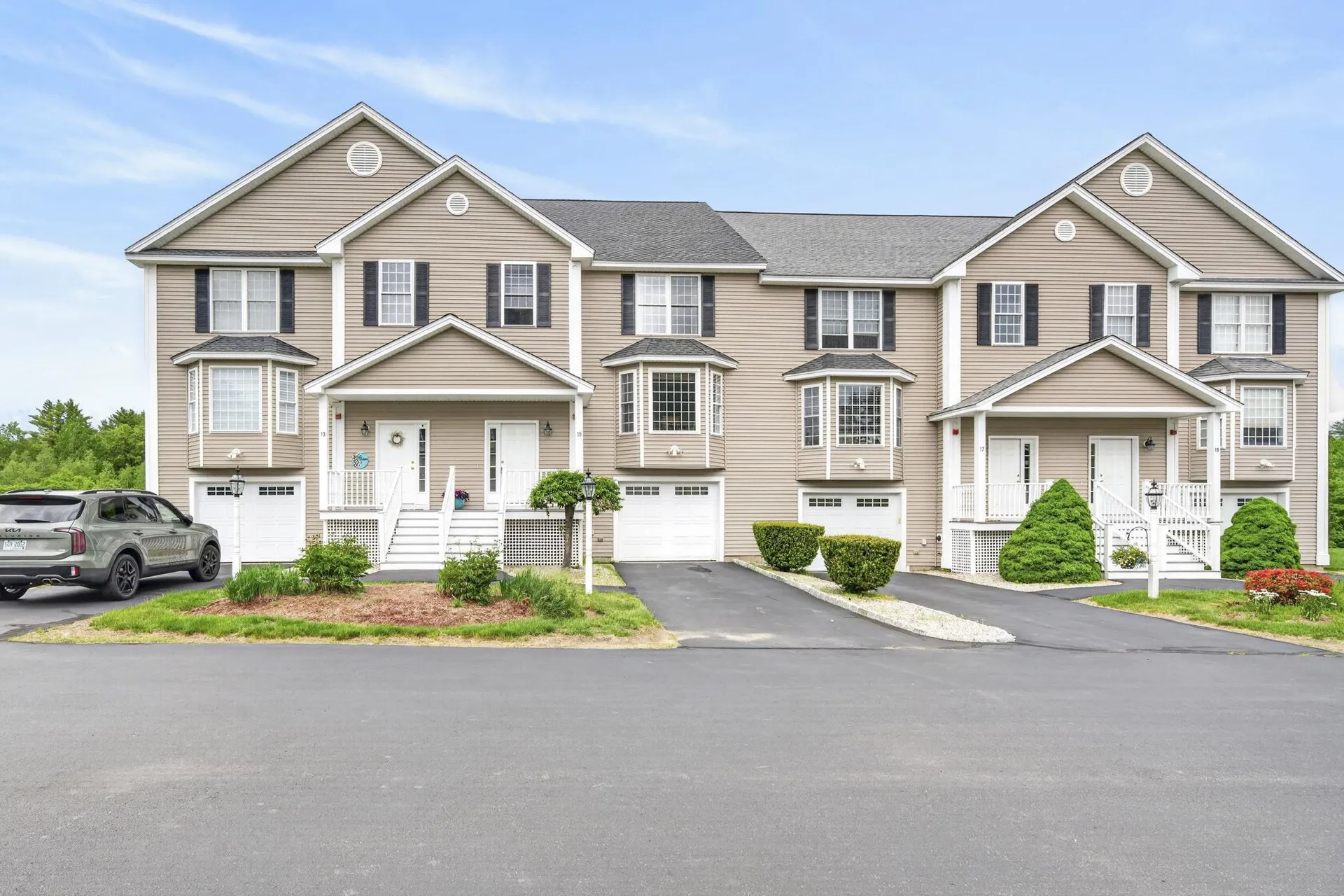 15 Shaker Heights Lane Chester NH 03036