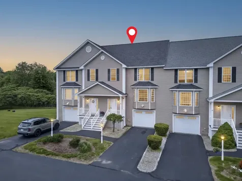 15 Shaker Heights Lane Chester NH 03036