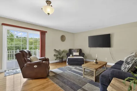 15 Shaker Heights Lane Chester NH 03036