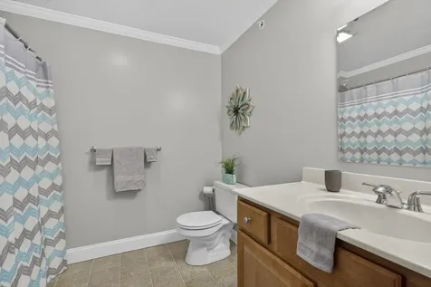 15 Shaker Heights Lane Chester NH 03036