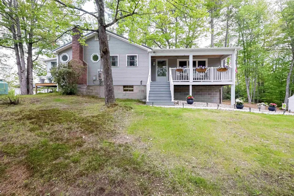 40 Emerald Point Road Wakefield NH 03830