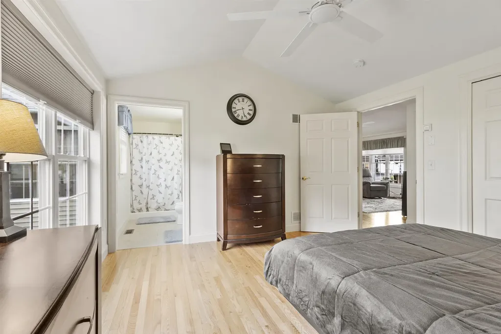 22 Dixon Drive Litchfield NH 03052