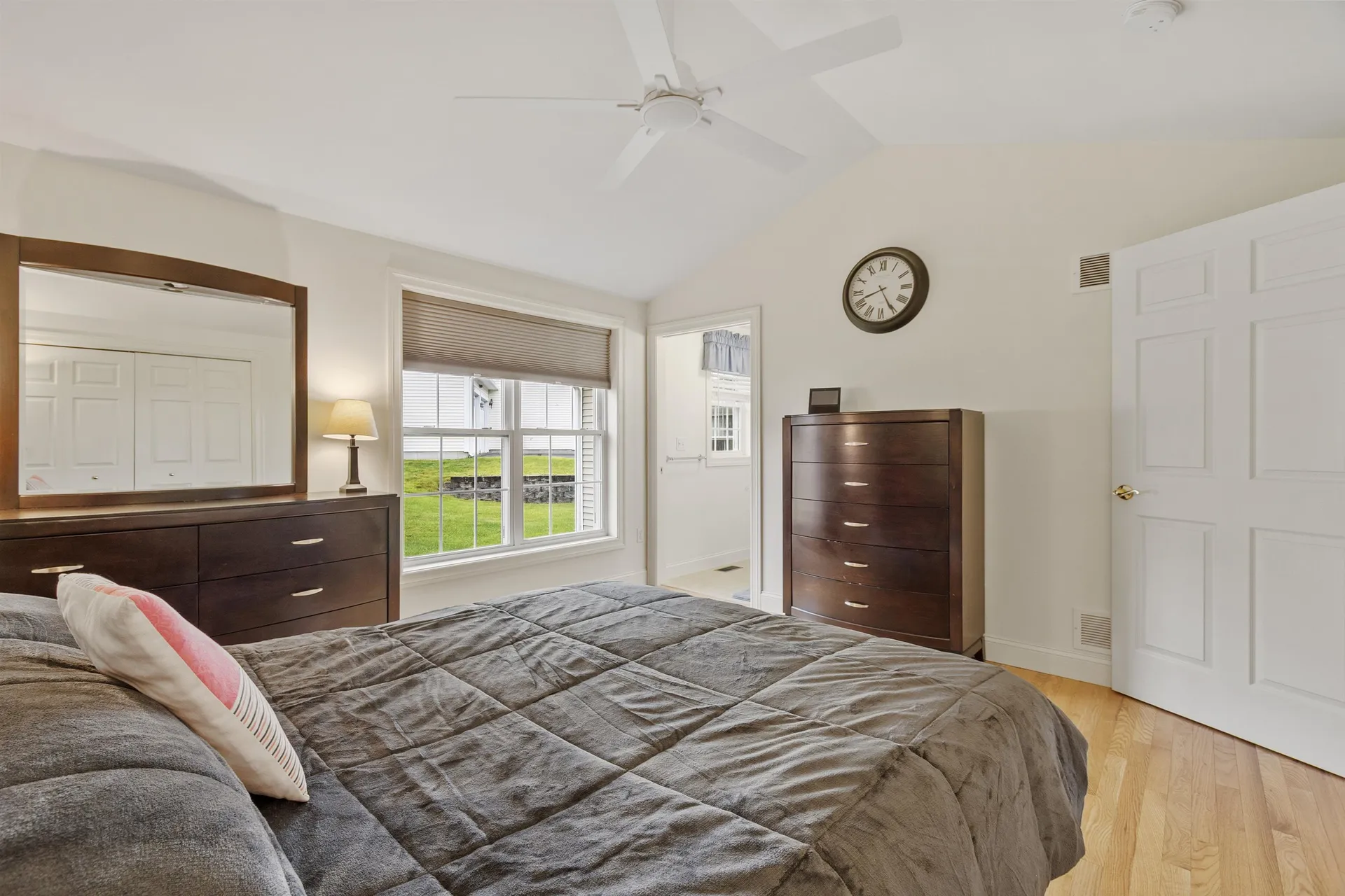 22 Dixon Drive Litchfield NH 03052