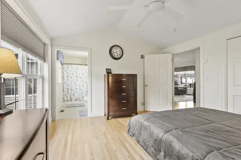 22 Dixon Drive Litchfield NH 03052