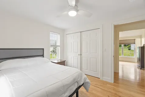 22 Dixon Drive Litchfield NH 03052