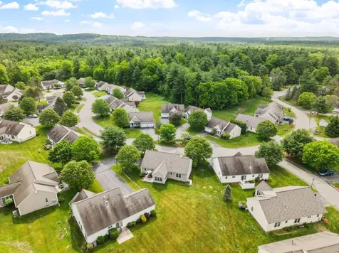 22 Dixon Drive Litchfield NH 03052