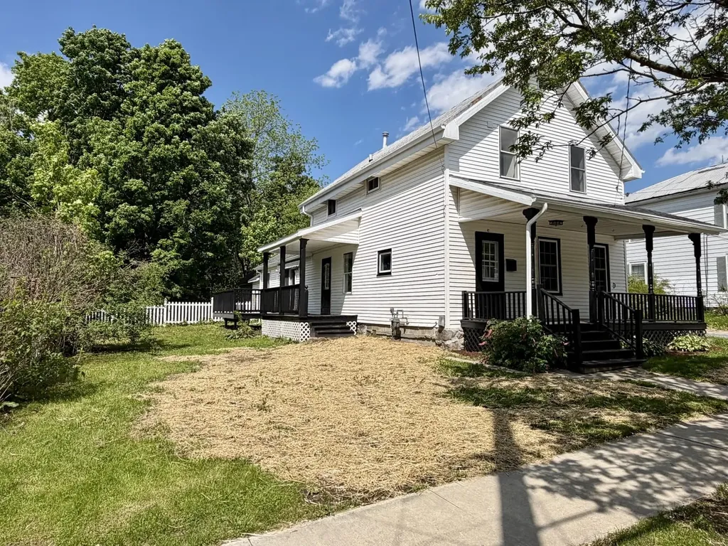 47 Upper Welden Street St. Albans City VT 05478