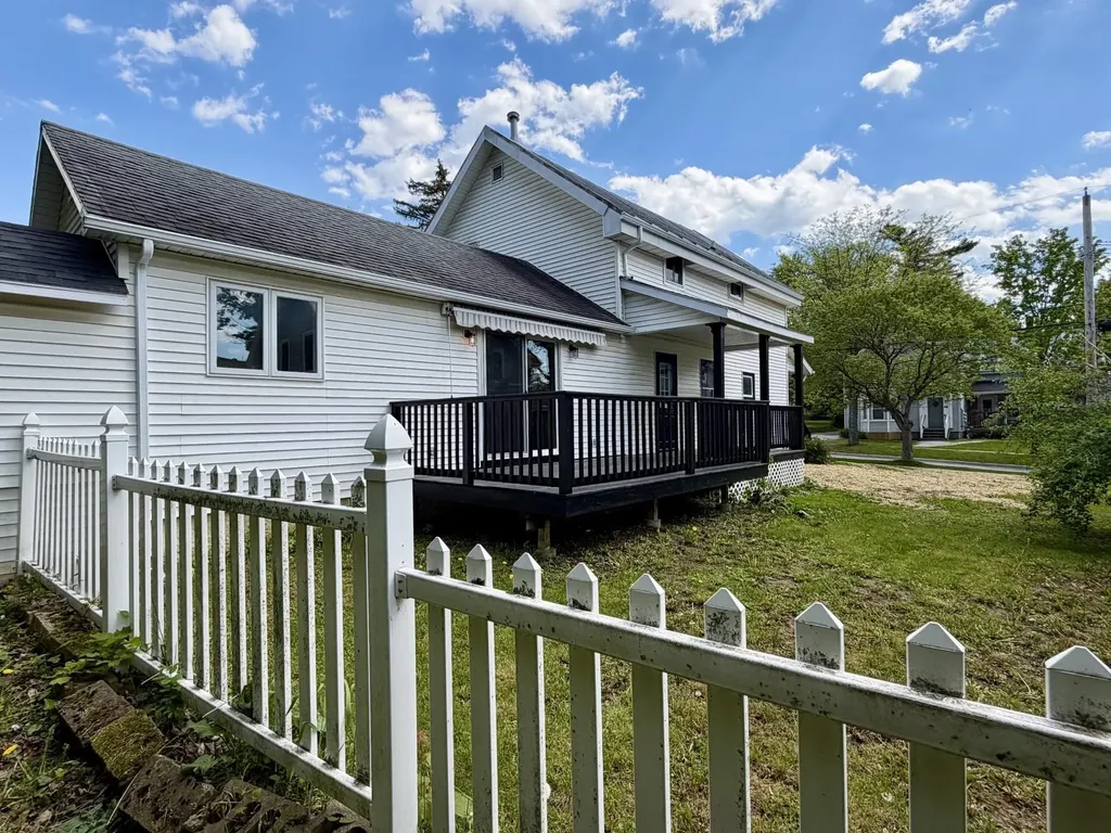 47 Upper Welden Street St. Albans City VT 05478