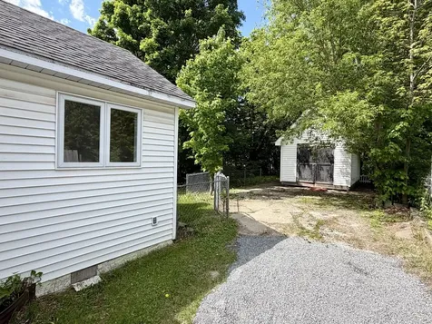 47 Upper Welden Street St. Albans City VT 05478