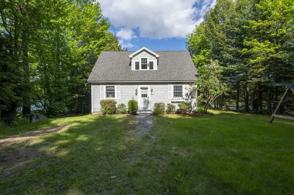 2221 Valley Road Stoddard NH 03280