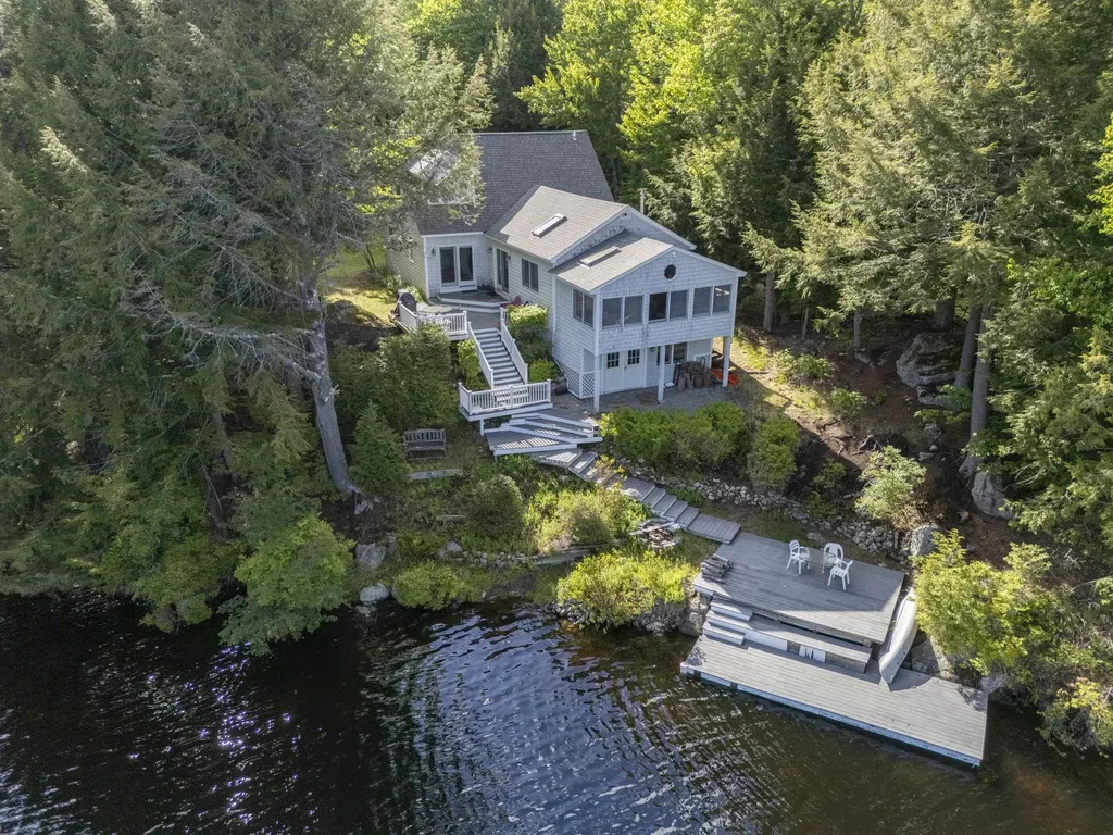 2221 Valley Road Stoddard NH 03280