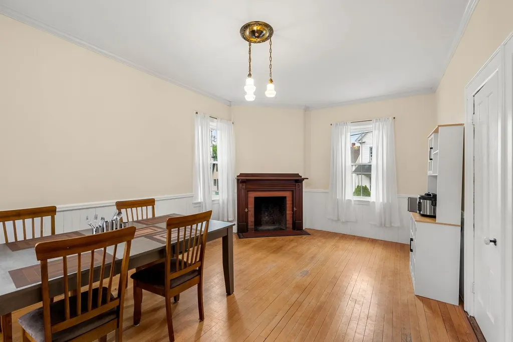 30 Abbott Street Nashua NH 03064