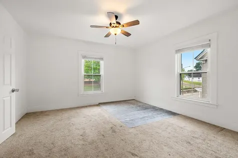 30 Abbott Street Nashua NH 03064