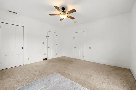 30 Abbott Street Nashua NH 03064