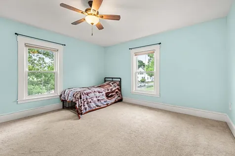 30 Abbott Street Nashua NH 03064