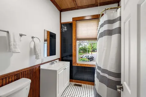 30 Abbott Street Nashua NH 03064