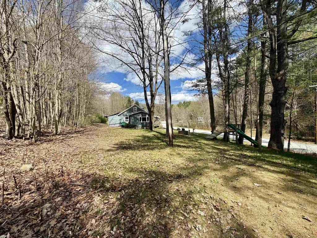 65 Old Goshen Road Newport NH 03773