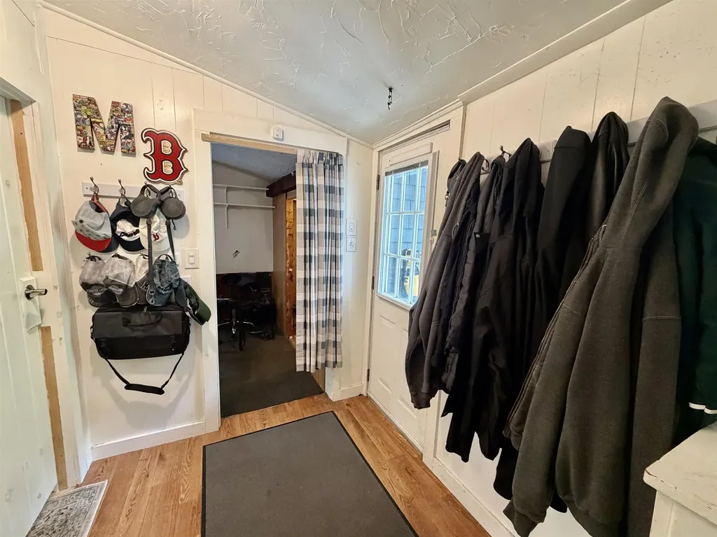 65 Old Goshen Road Newport NH 03773