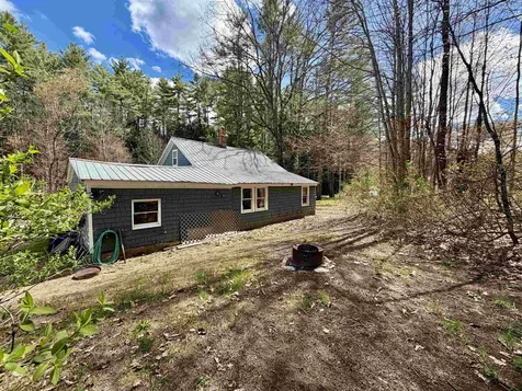 65 Old Goshen Road Newport NH 03773