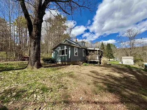 65 Old Goshen Road Newport NH 03773