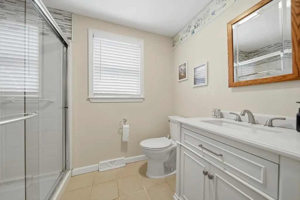 35 Iris Drive Merrimack NH 03054