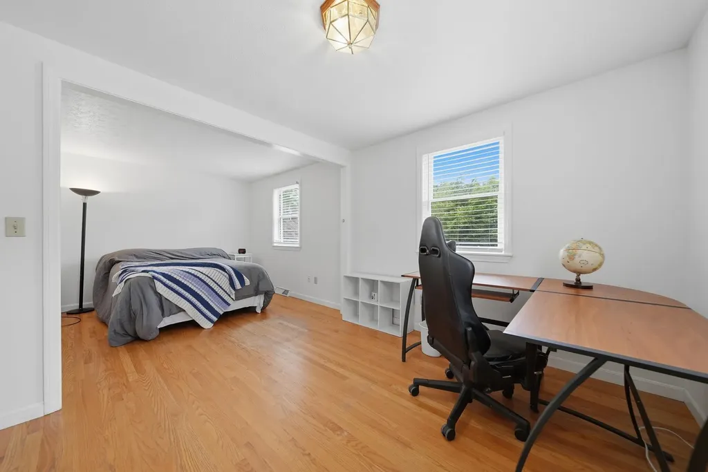 35 Iris Drive Merrimack NH 03054