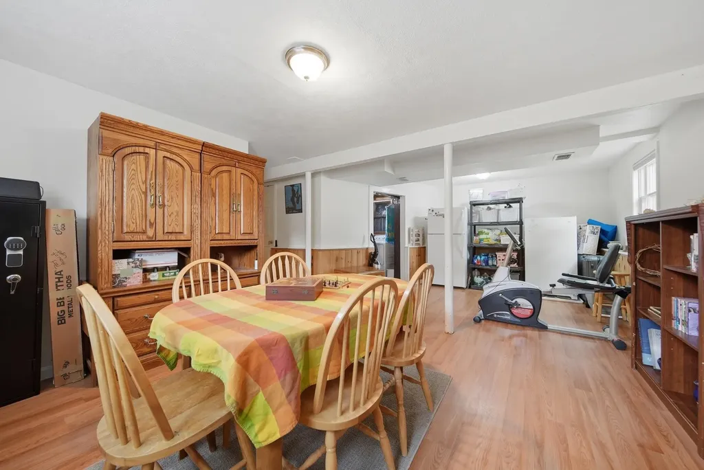 35 Iris Drive Merrimack NH 03054