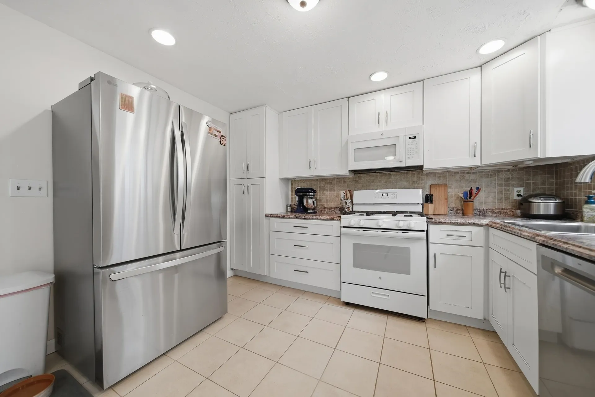 35 Iris Drive Merrimack NH 03054