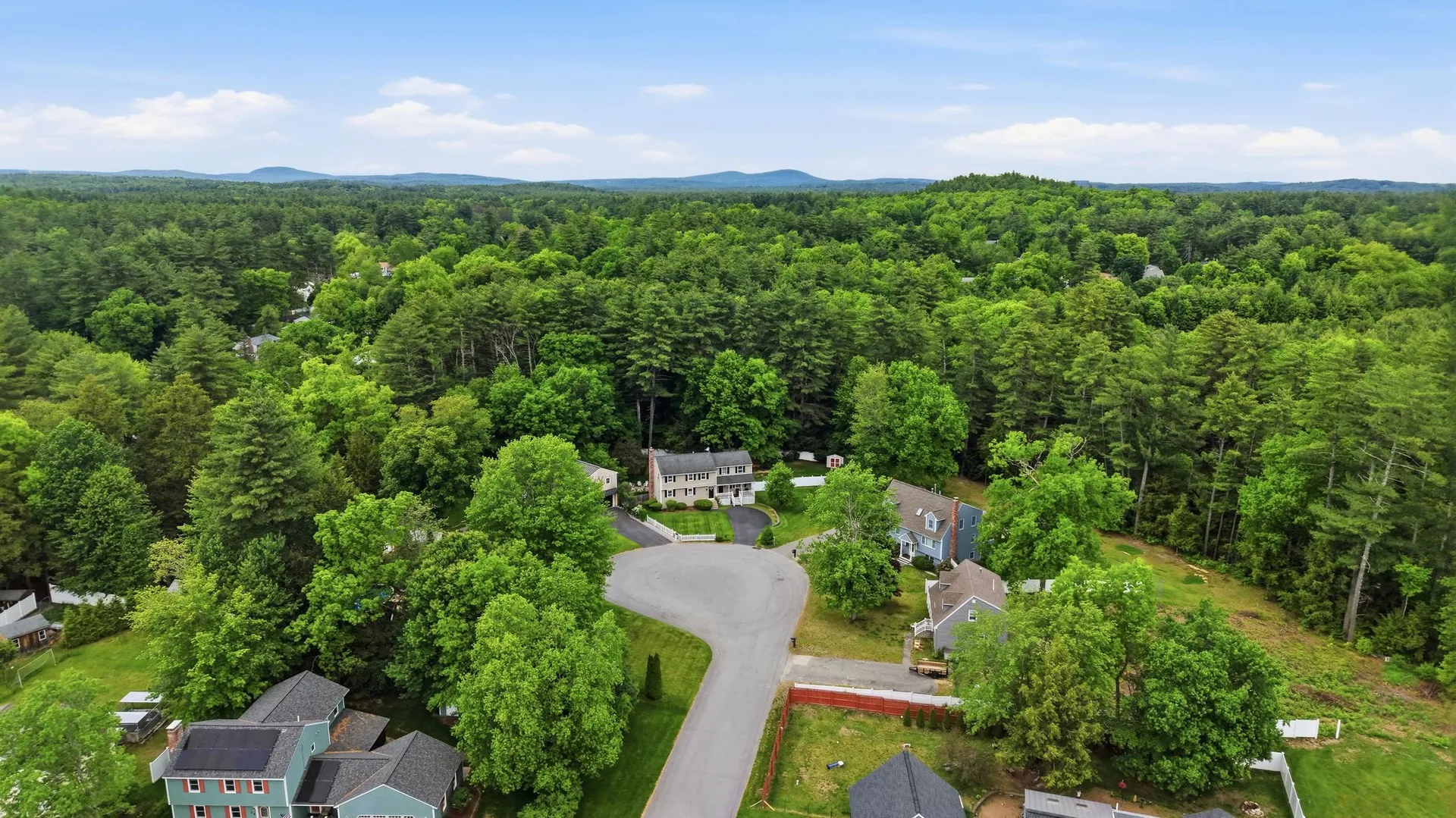 35 Iris Drive Merrimack NH 03054