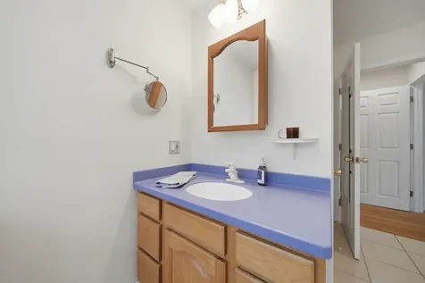 35 Iris Drive Merrimack NH 03054