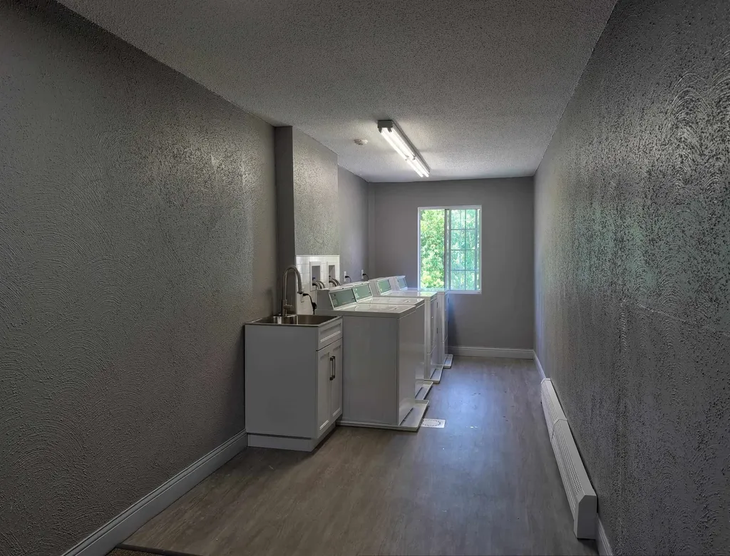 379 Huse Road Manchester NH 03103