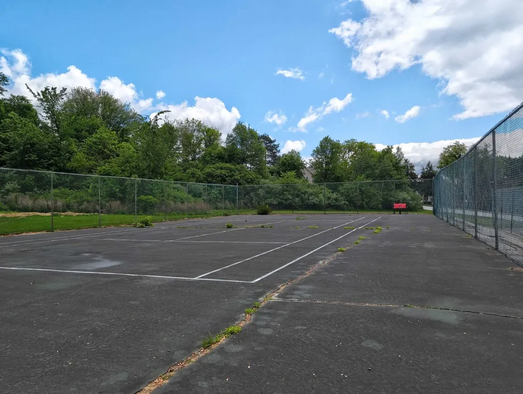 379 Huse Road Manchester NH 03103
