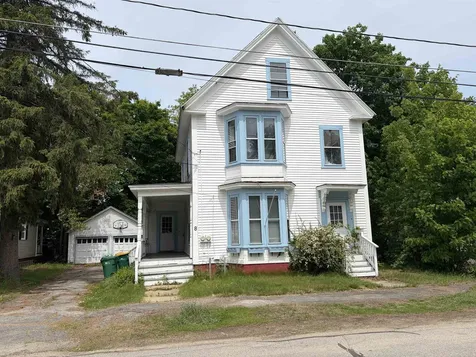 8 Court Street Rochester NH 03867