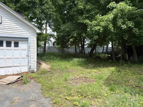 8 Court Street Rochester NH 03867