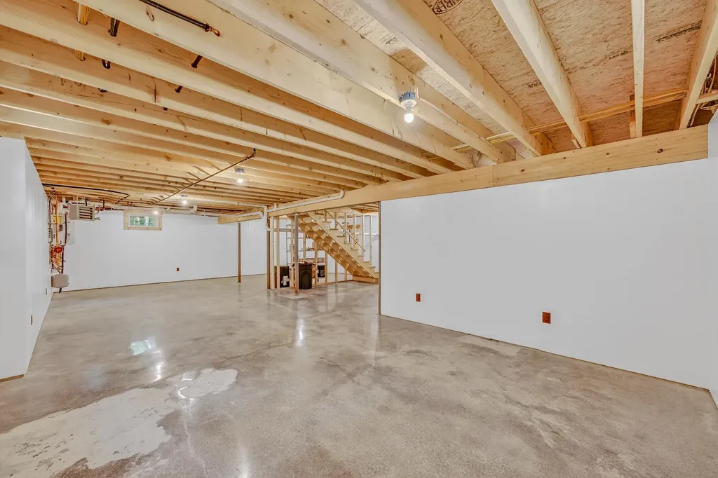 92 Joyce Drive Carroll NH 03595