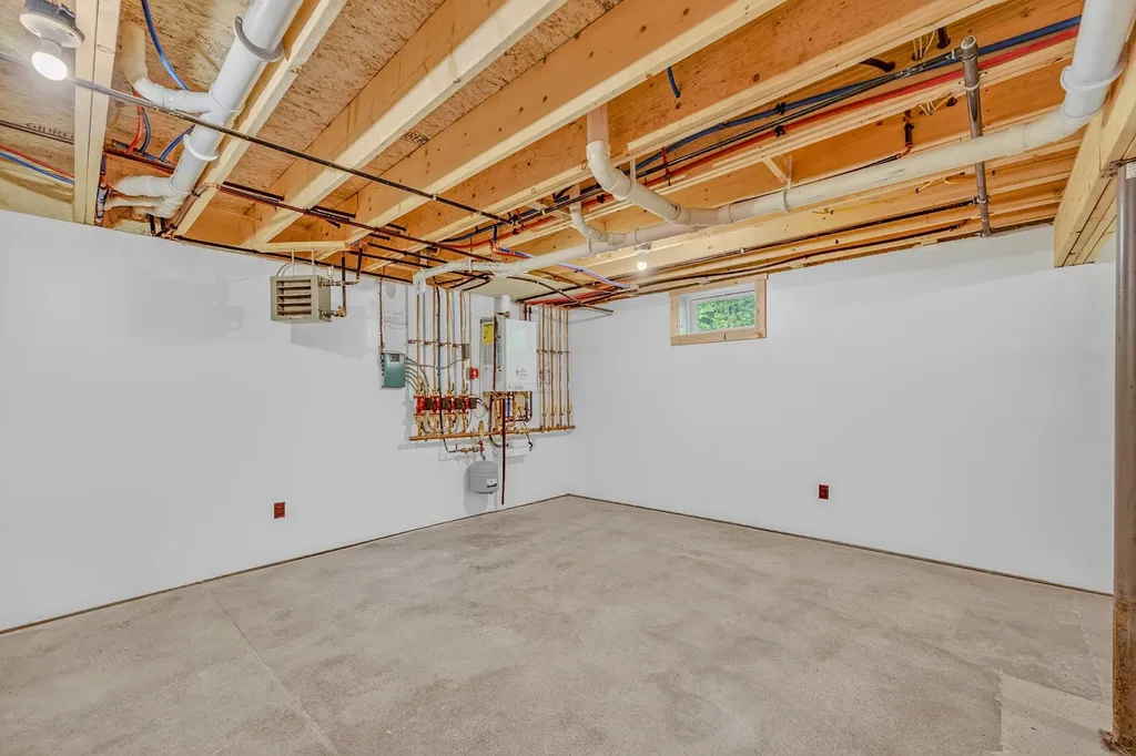 92 Joyce Drive Carroll NH 03595