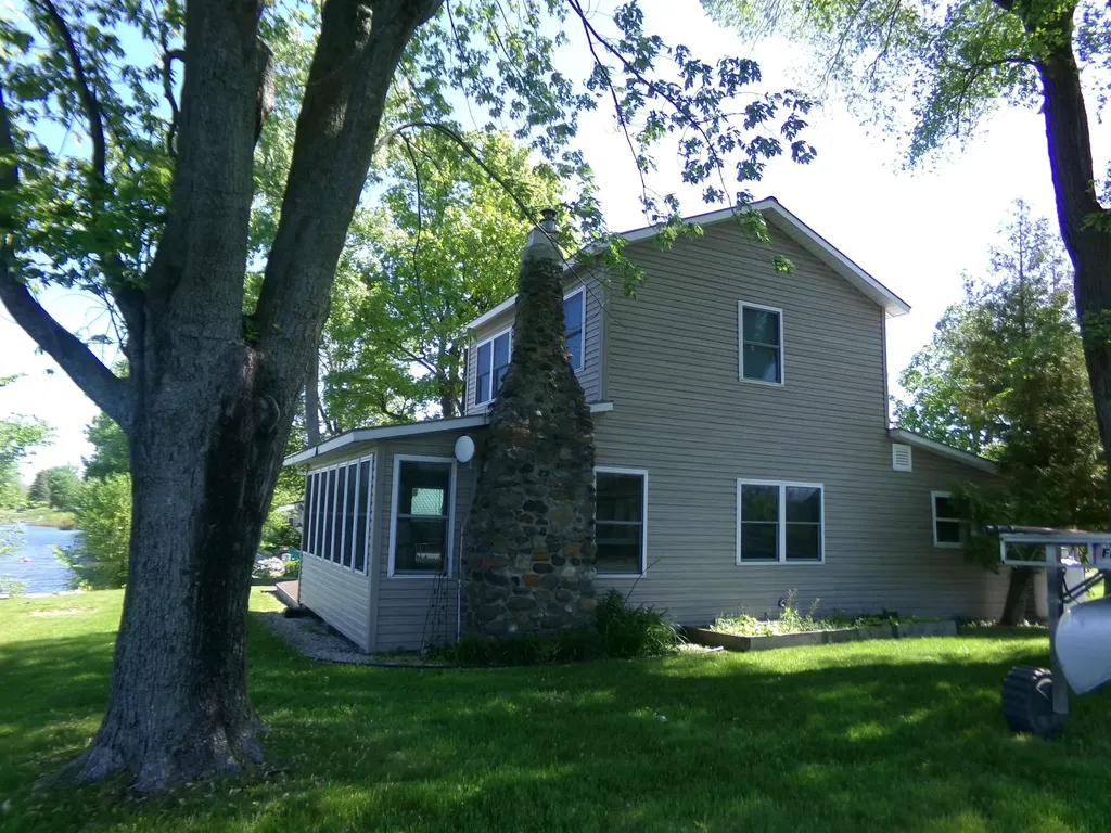 20 Sunset Harbor Road Swanton VT 05488