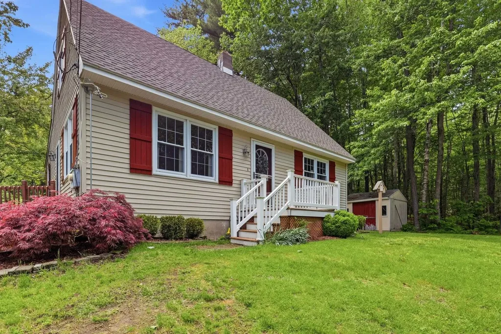 110 Podunk Road Candia NH 03034