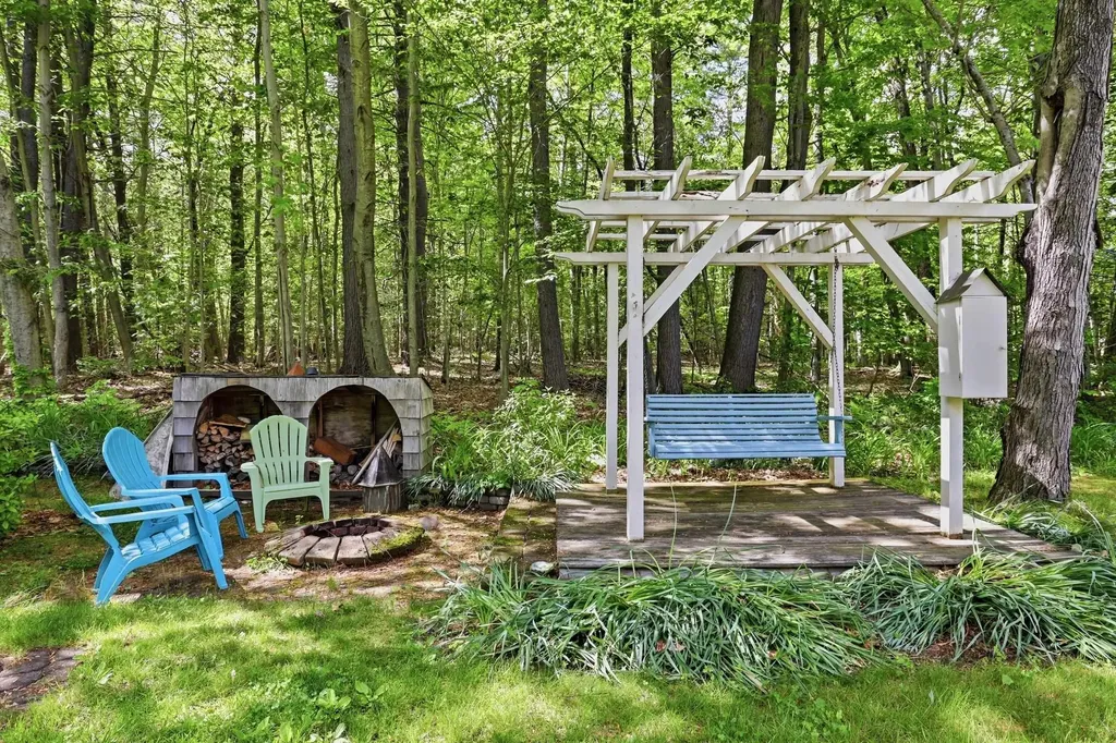 110 Podunk Road Candia NH 03034
